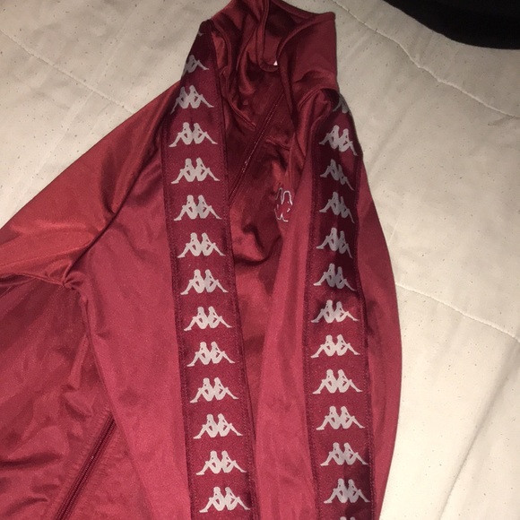 Burgundy red Kappa zip up sweater - Picture 5 of 7